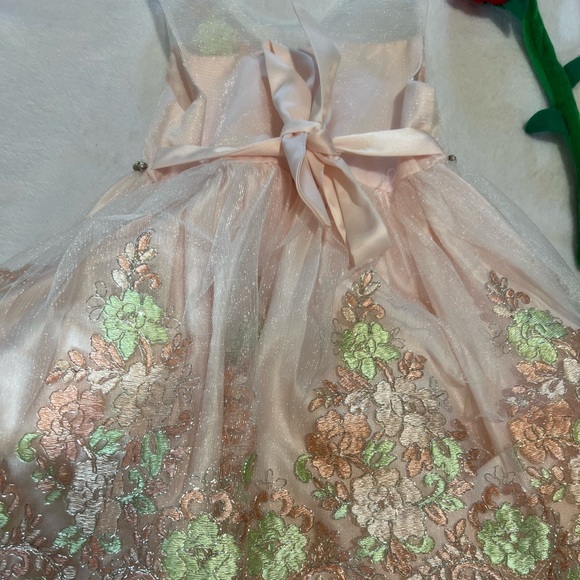 American princess - Picture 2 of 4